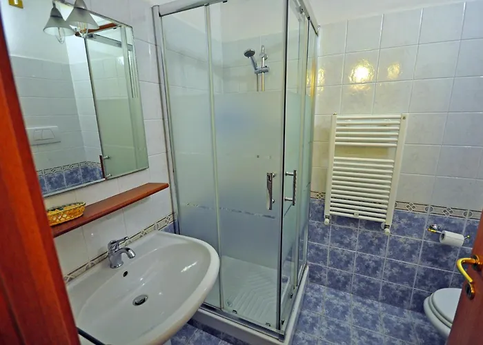 Aparthotel Erba Di Campo Quercianella